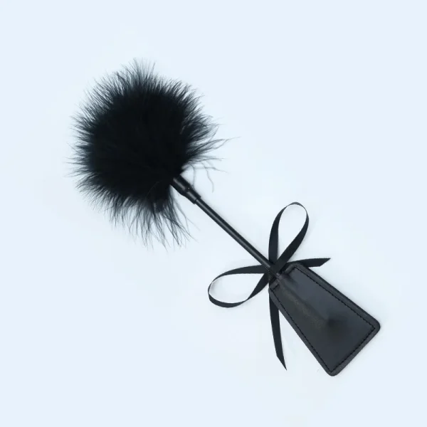 cravache BDSM avec pompon